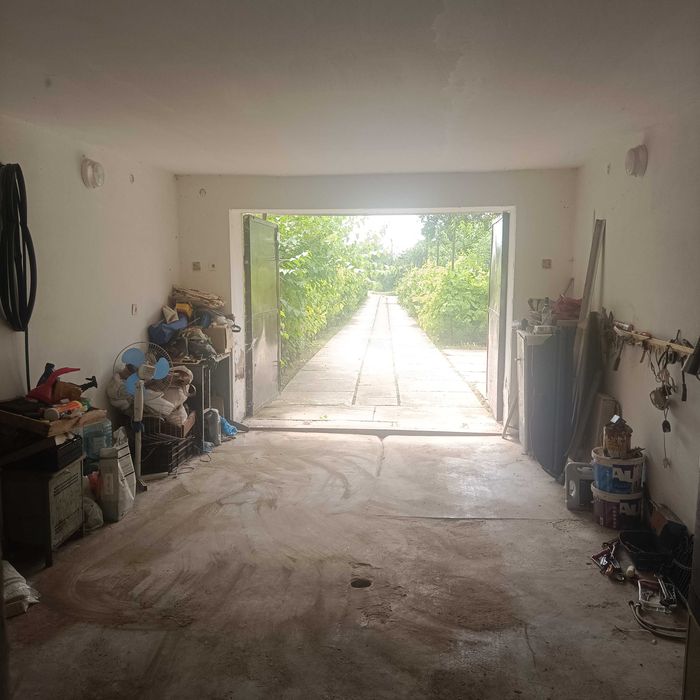 Оренда чудового, великого будинку в одному з кращих районів міста!