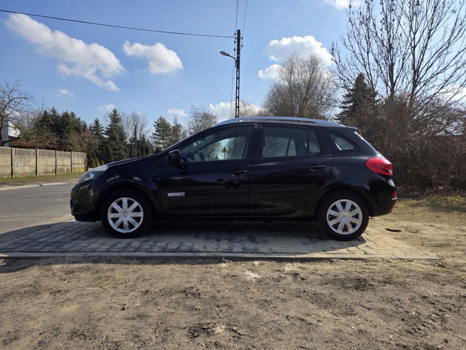 Renault Clio 1,5 (3,5л/100км) турбо-дизель 2012 рік