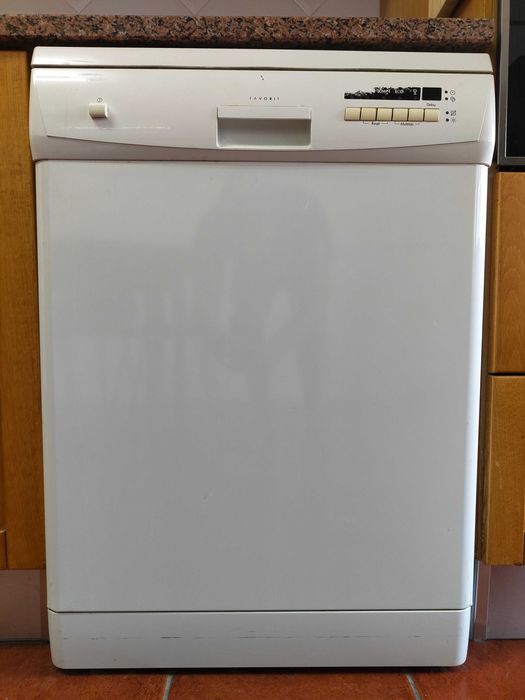 Maquina de Lavar Loiça AEG 100% funcional