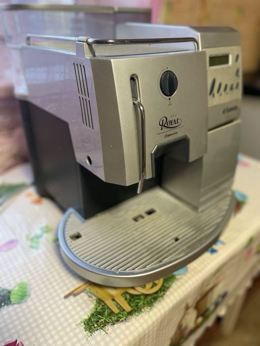 Кавомашина Saeco Royal
