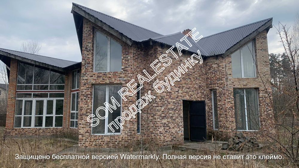 с. Романків, урочище "Голубе озеро", житловий будинок, 600 м2.