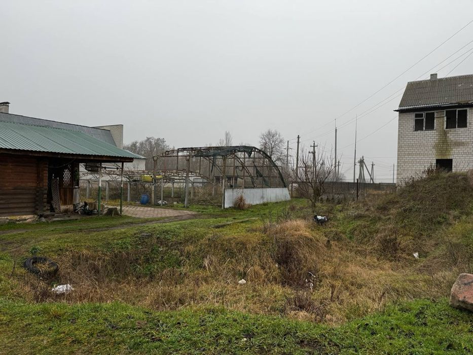 с.Заворичі. Житлово-комерційний комплекс!!! Без комісії!!!