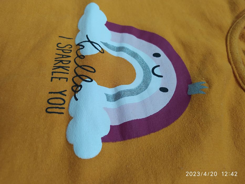 Sweterek/bluza dziewczęca r. 86