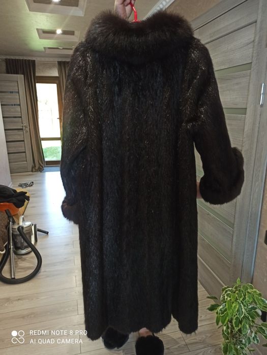 Продам шубу нутрія 56 роз