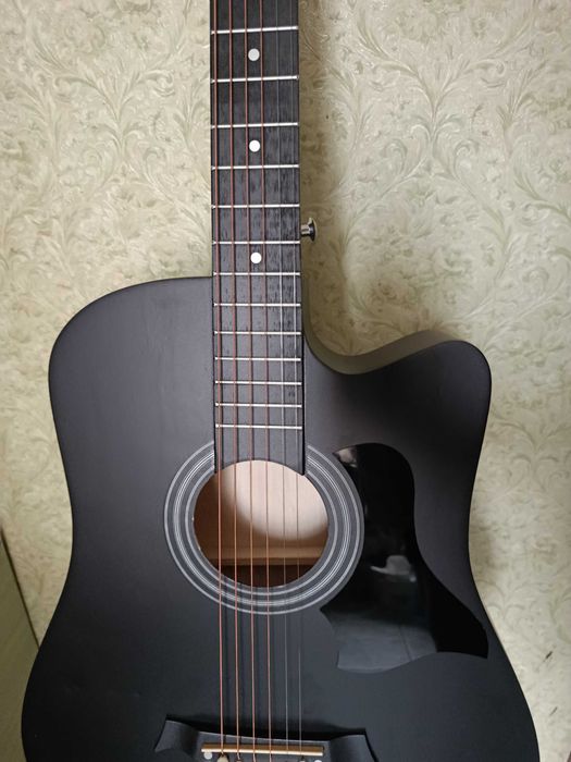 гітара акустична для початківця