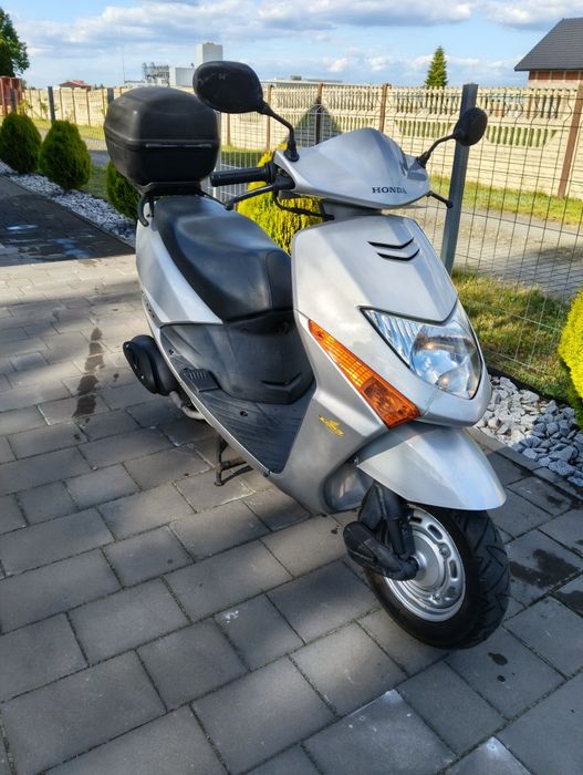 Honda lead 100 skuter bez prawka transport faktura VAT marża kufer