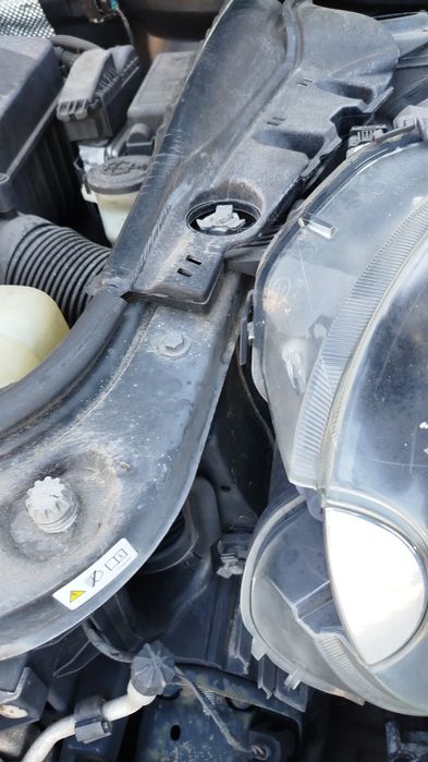 Ótica / farol esquerda MINI Mini Clubman (R55)