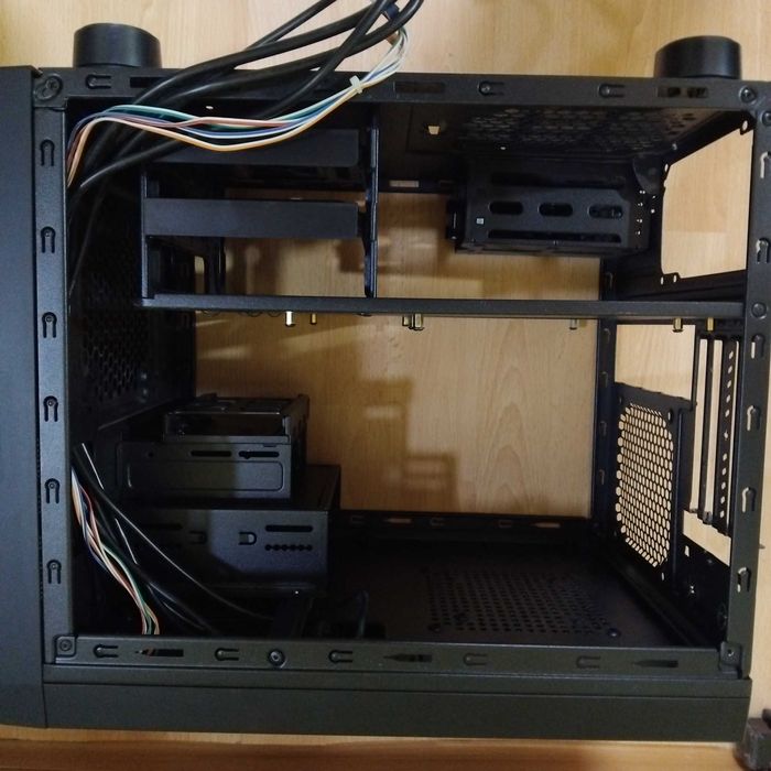 Корпус Chieftec CI-01B-OP Minitower