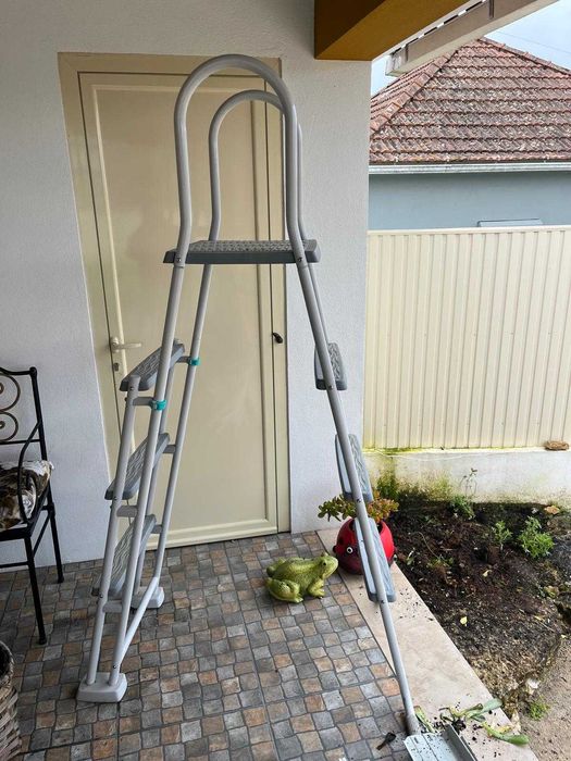 Escadas para piscina Gre Ref 08412081302768