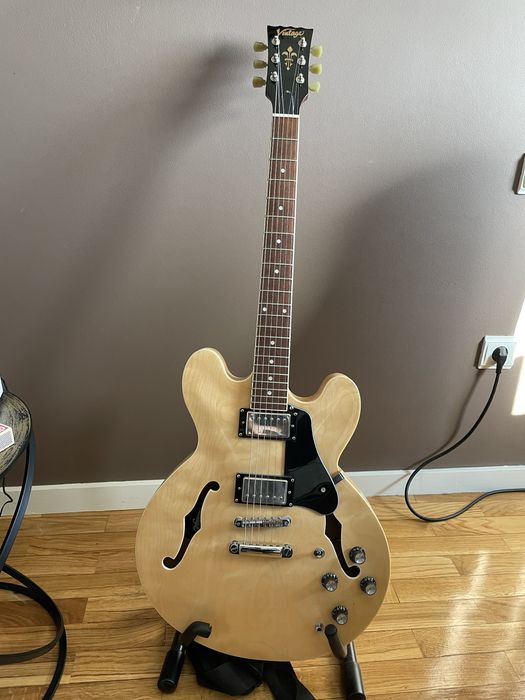 Eastman T484, Fender Deluxe Tone Master, Vintage VSA500P semi-hallow