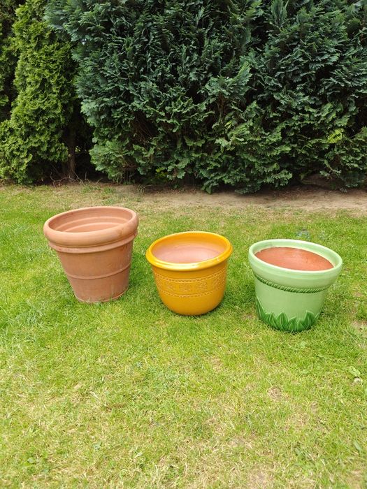 Donice ogrodowe, ceramiczne.