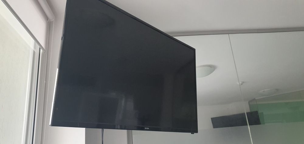 Led телевізори Manta (40 дюймов) та DYON (50 дюймов)
