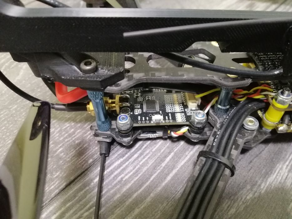 Продам FPV F дрон 7дюймів