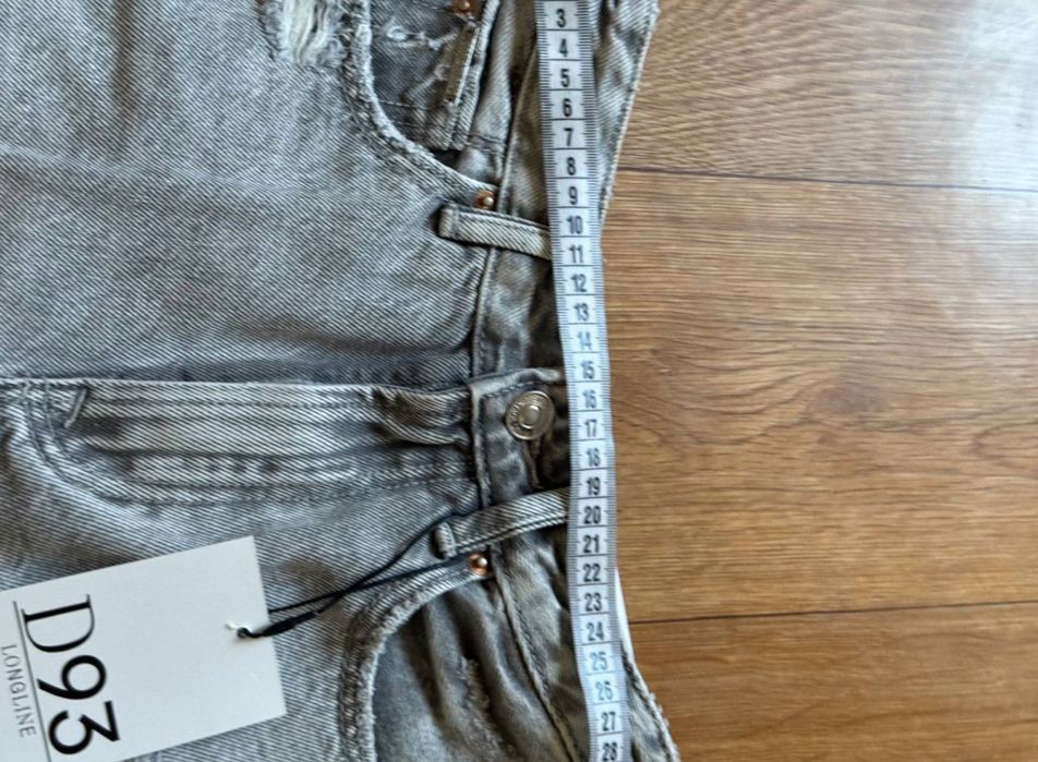 Шорты страдивариус