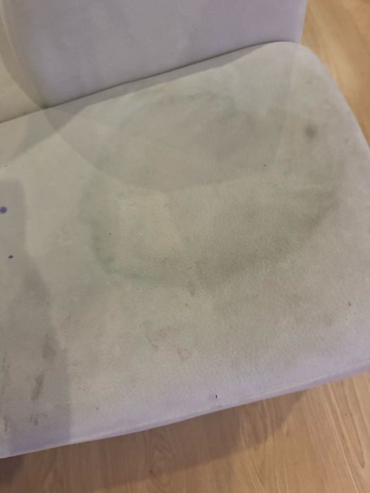 Sofa beje grande