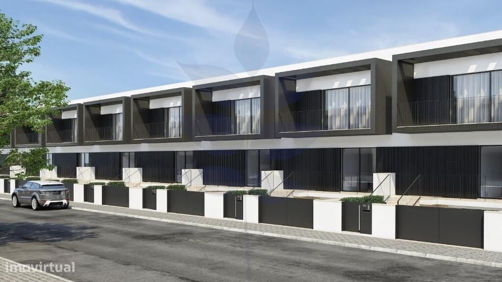 Moradia em banda - Frossos