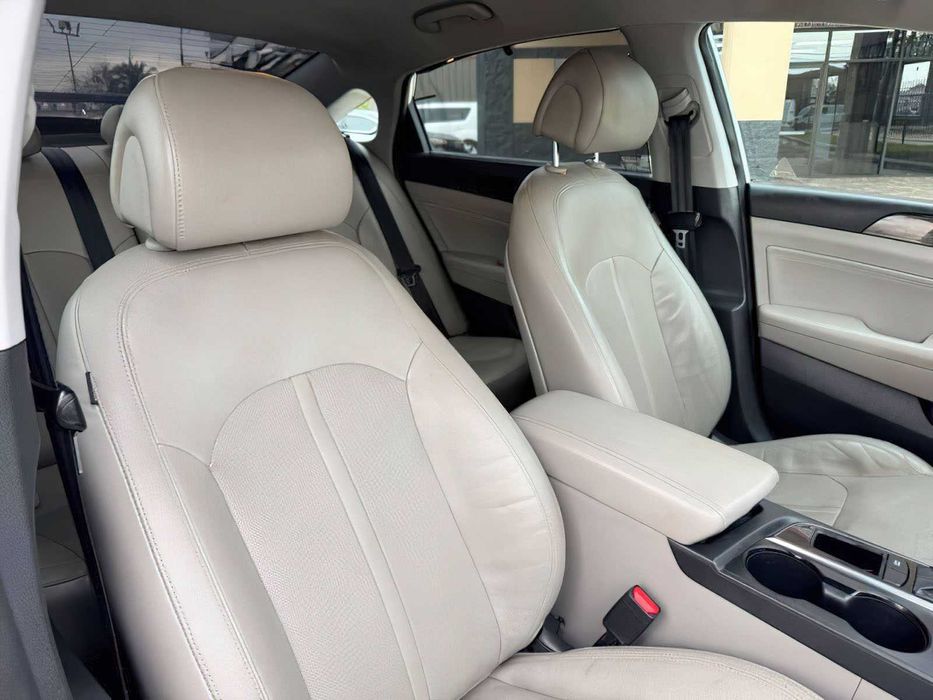 Hyundai Sonata      2017