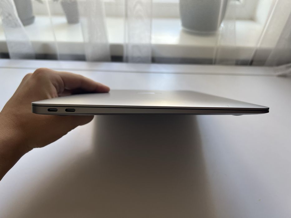 MacBook Air 2018/2019 i5/8/128gb | АКБ 94%