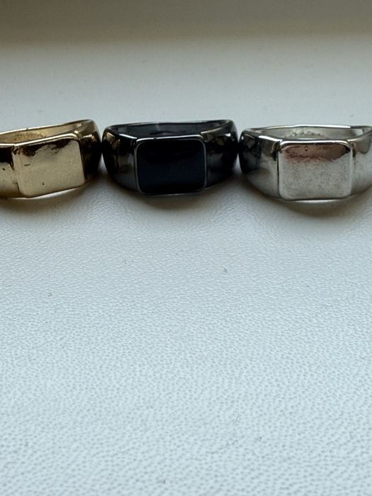 3 Sygnety - złoty, czarny, srebrny