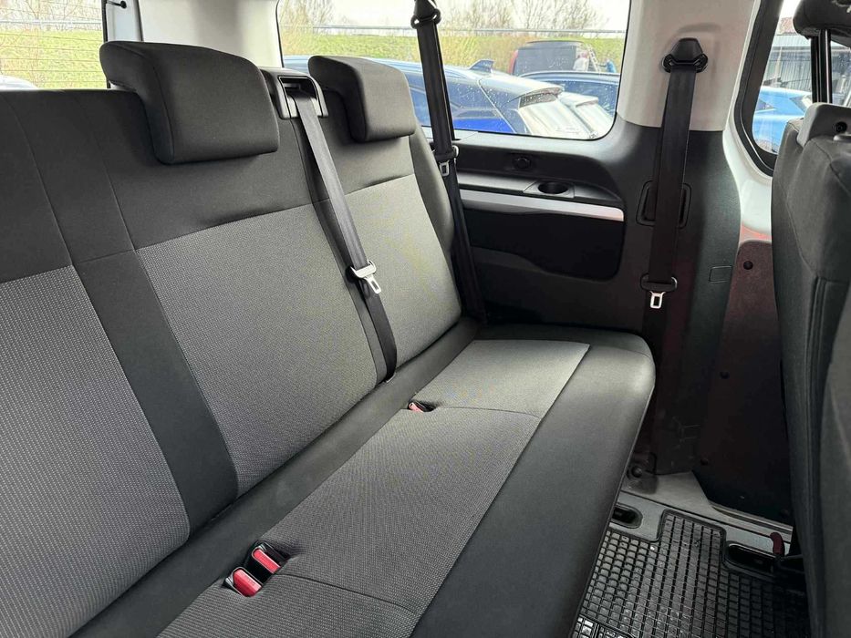 Wynajem, wynajmę busa, bus, busy 9 osobowy Opel Vivaro