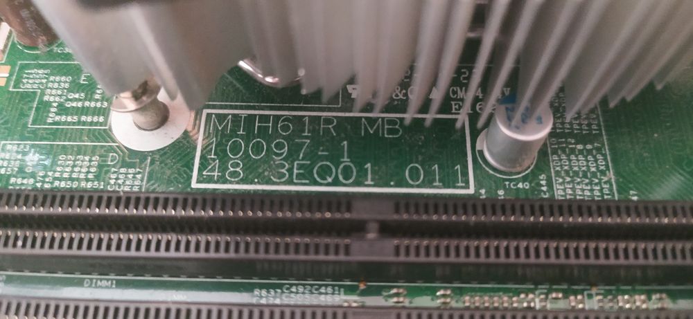 Материнська плата Dell