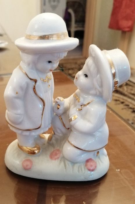 Фарфор ваза, статуэтки