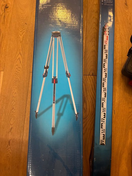 Niwelator optyczny Bosch Professional GOL