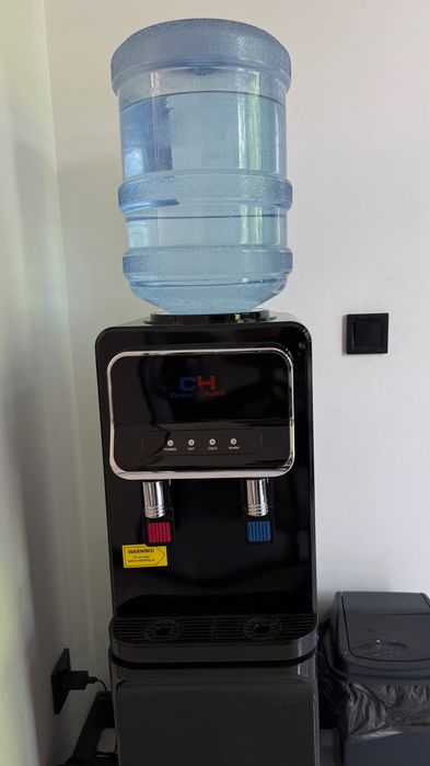 Кулер для води б/у