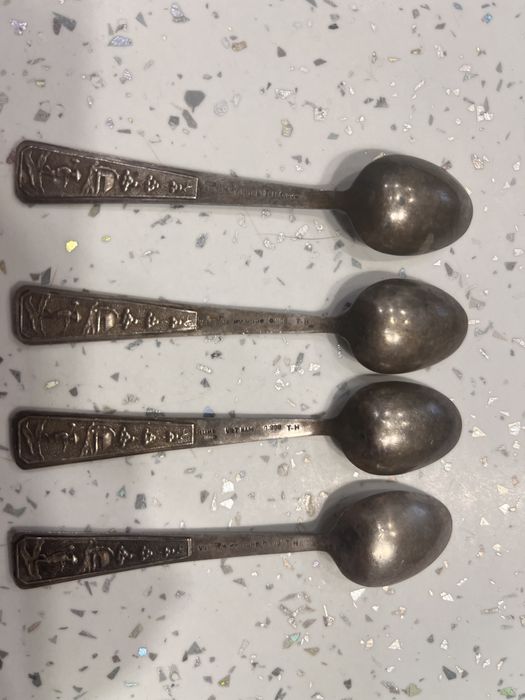 Антиквариат! Редкие коллекционные серебренные  кофейные ложки. Вьетнам