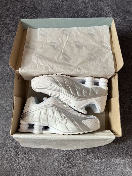 Кросівки Nike Shox R4 white