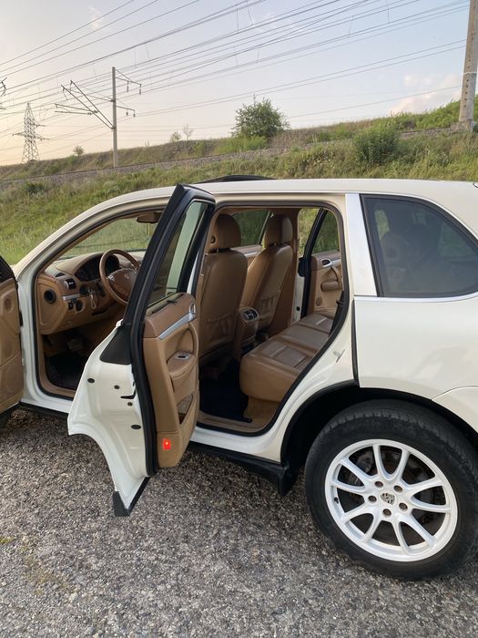 Продам Porshe Cayenne