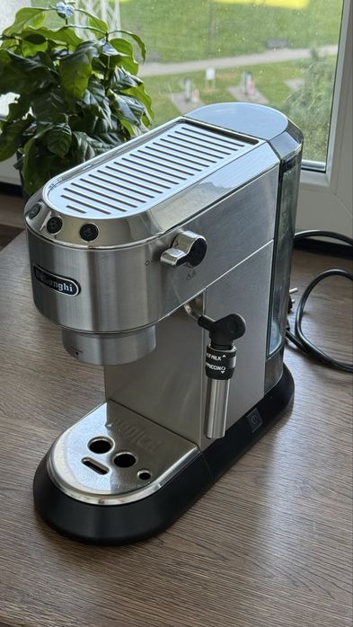 De’Longhi Dedica Style EC685.M