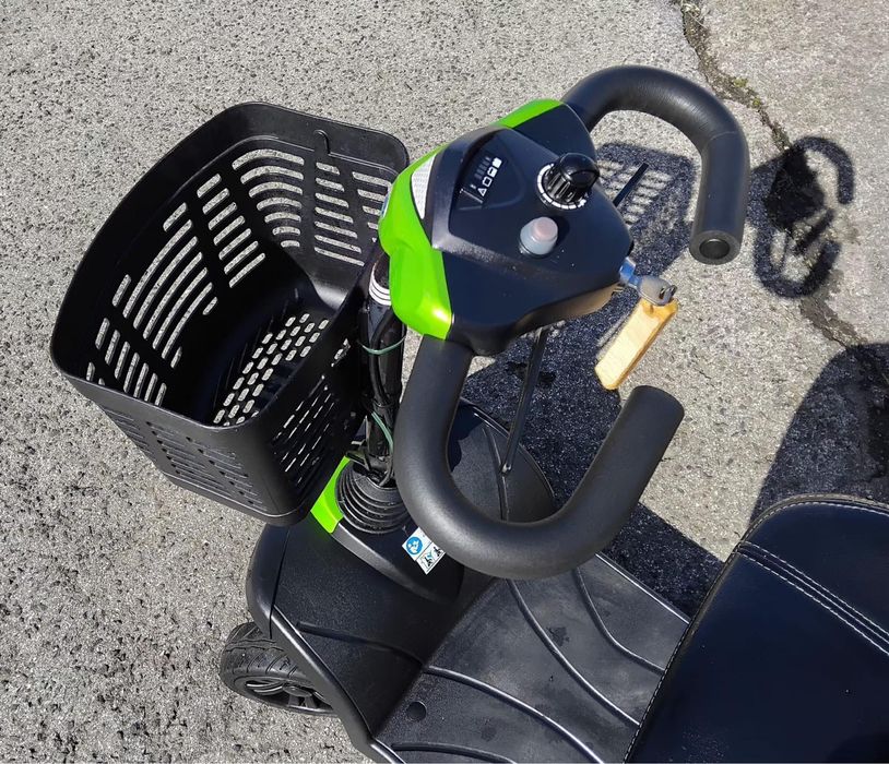 Scooter eletrica mobilidade reduzida