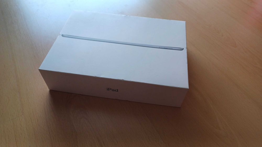 IPad 6ª geração 32Gb - com pouco uso sem riscos como novo