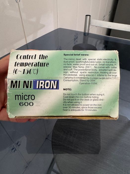 Mini ferro de engomar