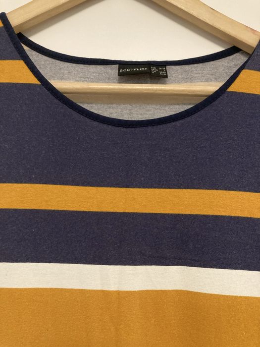 Sukienka elastyczna etui w paski letnia S / M
