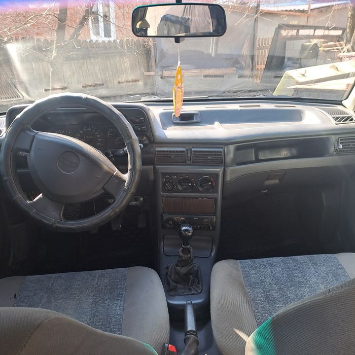 Продам 2008р 1600ує
