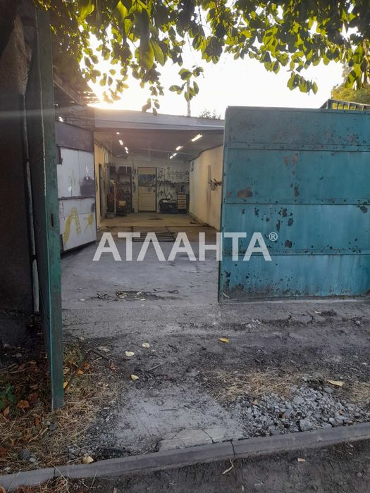 Дом на Ленпосёлке на 2 входа, Гараж, Огород