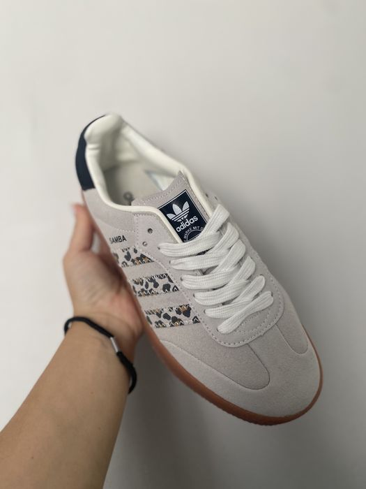 Adidas Samba