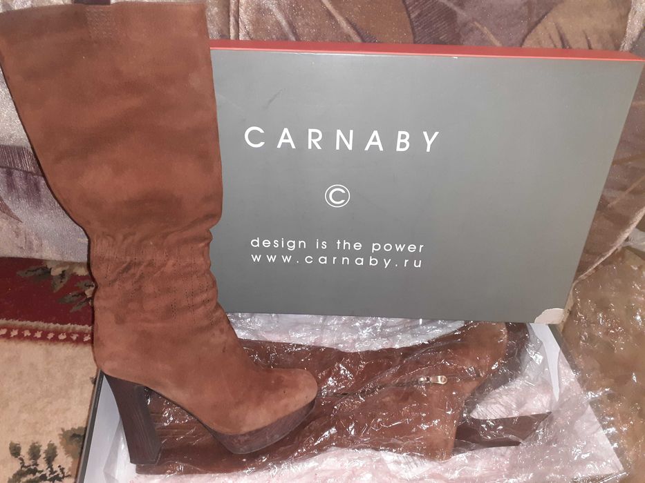 Сапоги жіночі, замшеві.