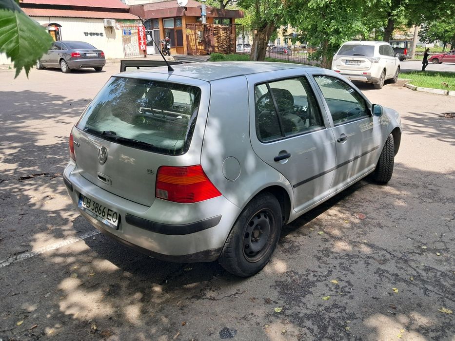 Volkswagen Golf 4 автомат