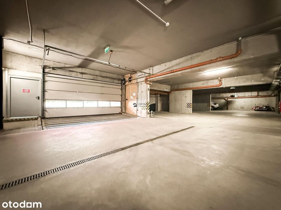 55m2, blisko centrum, miejsce parkingowe w hali,