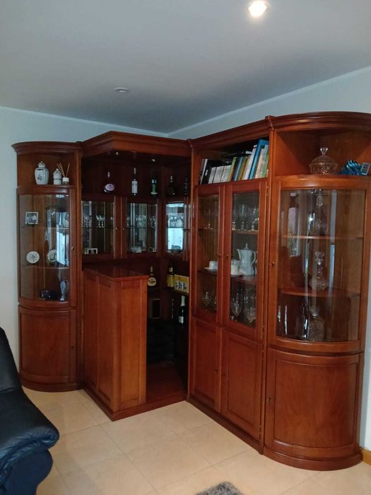 Móvel Bar/ garrafeira para sala