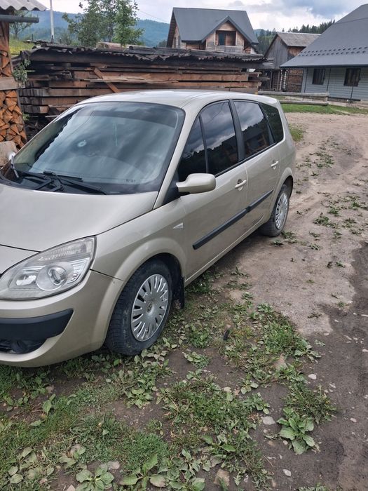 Рено гранд сценік