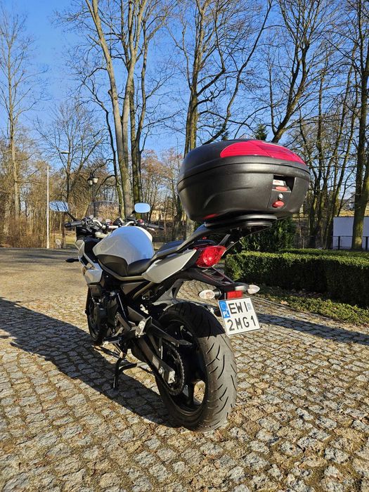 Yamaha XJ6 z 2011 roku