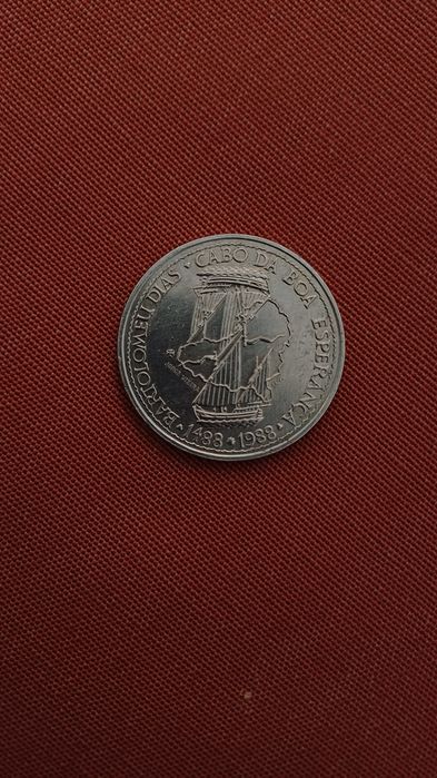 VENDO PACK DE 33 Moedas Antigas