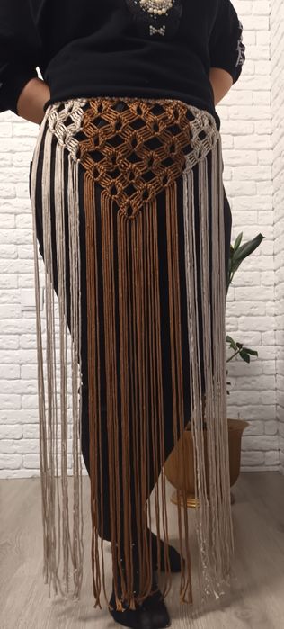 Хустка припинда в стилі макраме