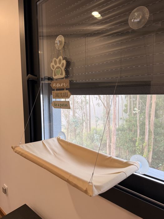 Cama de janela para gato