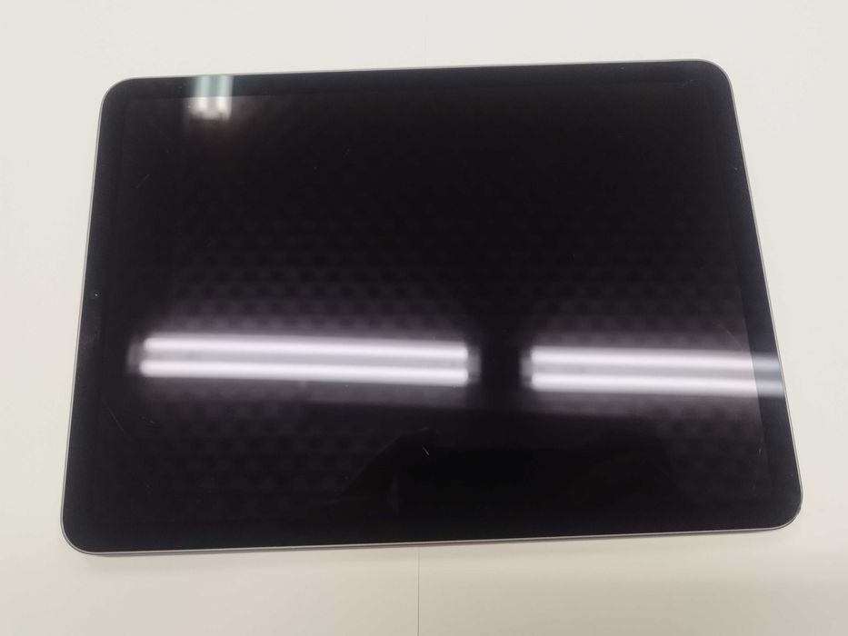 Tablet Apple iPad Air (5th Gen) 10,9" 8 GB / 64 GB szary wifi