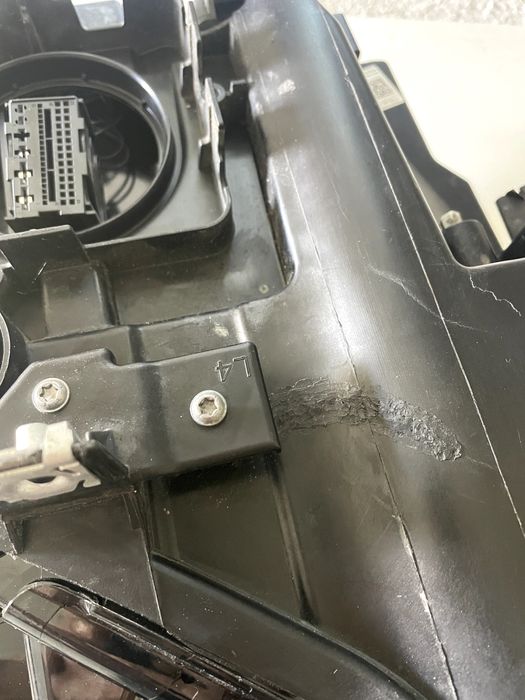 Lampa lewa przód Seat Leon  IV Cupra Formentor 5FG full led cala 22r